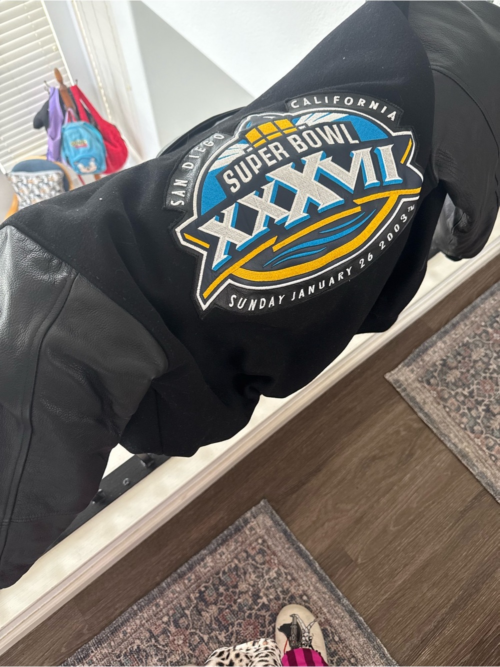 Vintage 2003 leather Super Bowl XXVI Black Jacket with Embroidered Patch